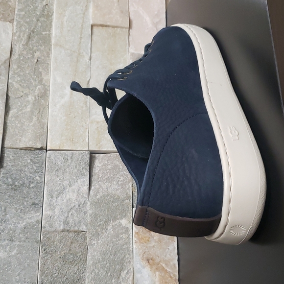 UGG Pismo Men's Low Sneaker - Picture 7 of 8